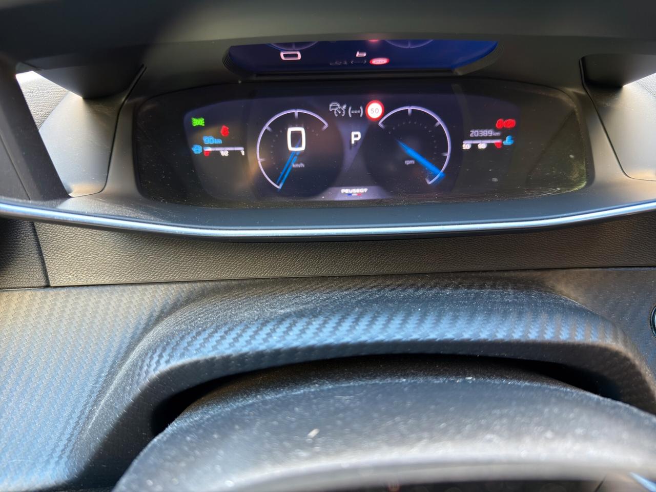 Peugeot 2008 PureTech 130 S&S EAT8 GT