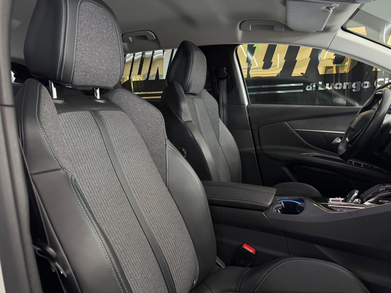 Peugeot 3008 130Cv EAT8 Allure Pack Full Opt