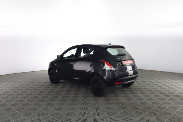 LANCIA Ypsilon Ypsilon 1.0 FireFly 5 porte S&S Hybrid Silver
