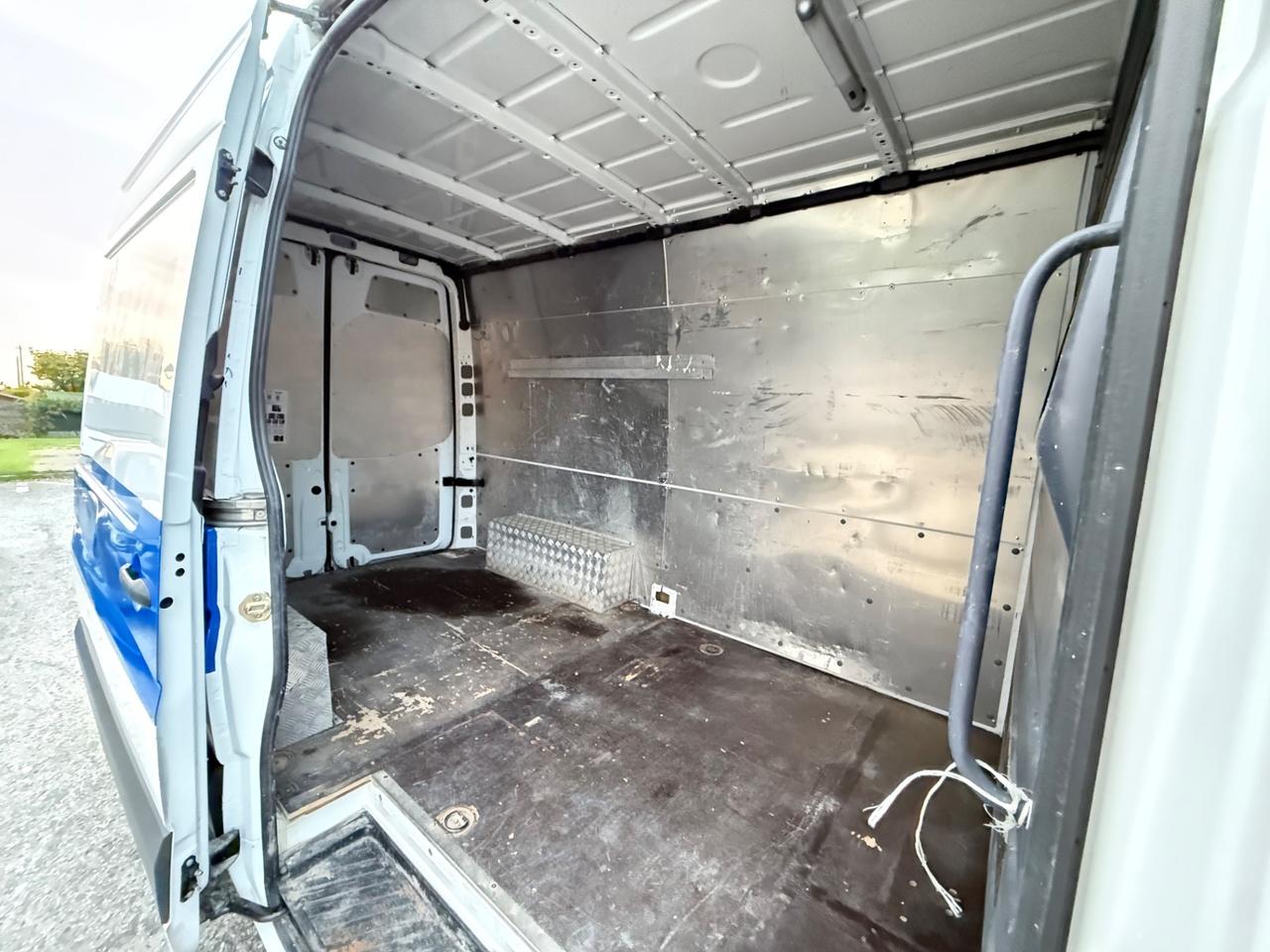 Volkswagen Crafter 35 2.o TDI 136 CV