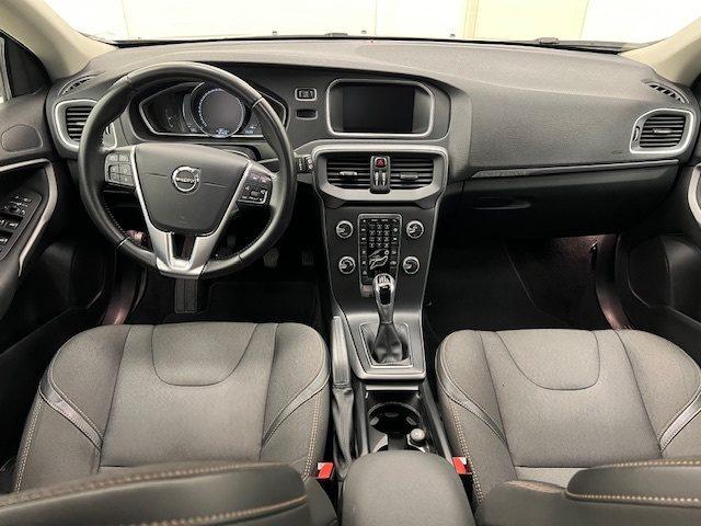 VOLVO V40 II - Cross Country 2.0 d2 my19