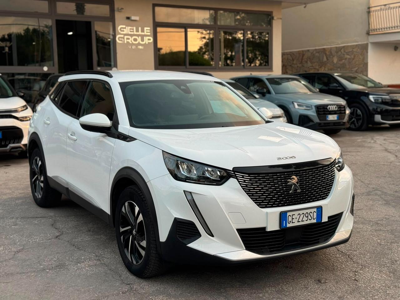 Peugeot 2008 BlueHDi 110 S&S Allure Pack