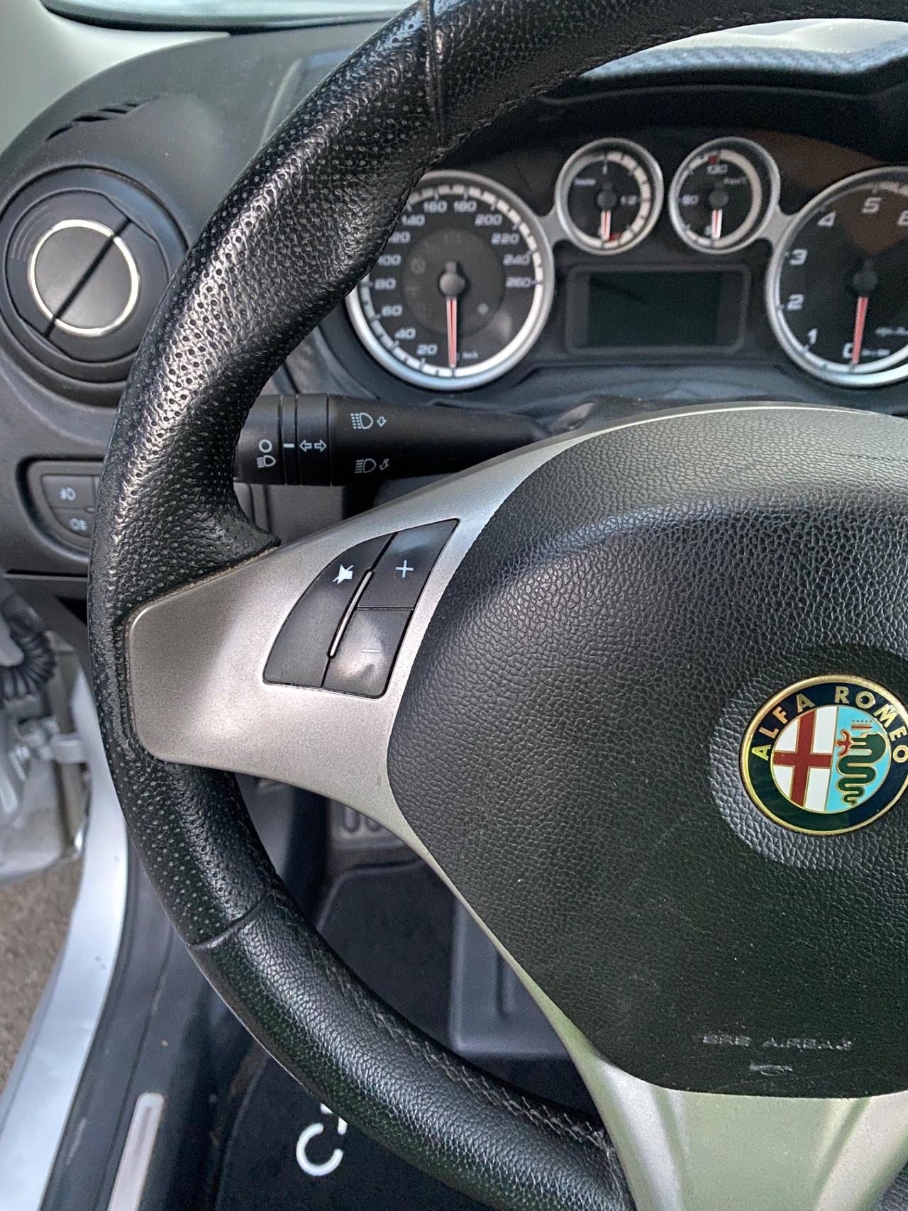 Alfa Romeo MiTo 1.4 M.Air 105cv Distinctive Sport