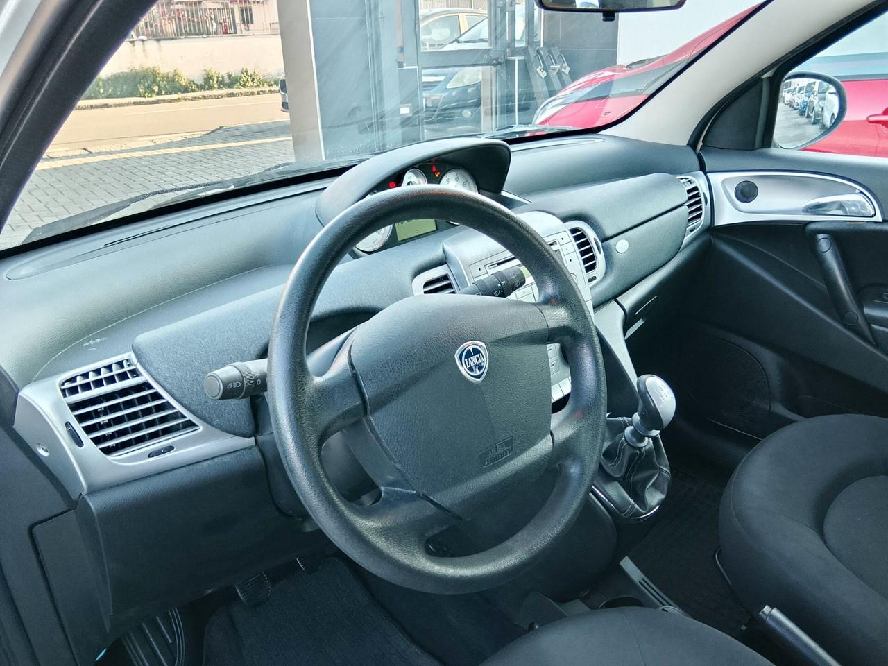 Lancia Ypsilon 1.2 DIVA