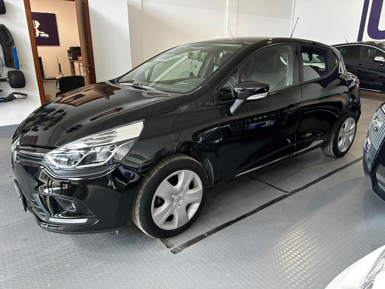 Renault Clio 1.5 dCi 8V 75CV 5 porte Wave