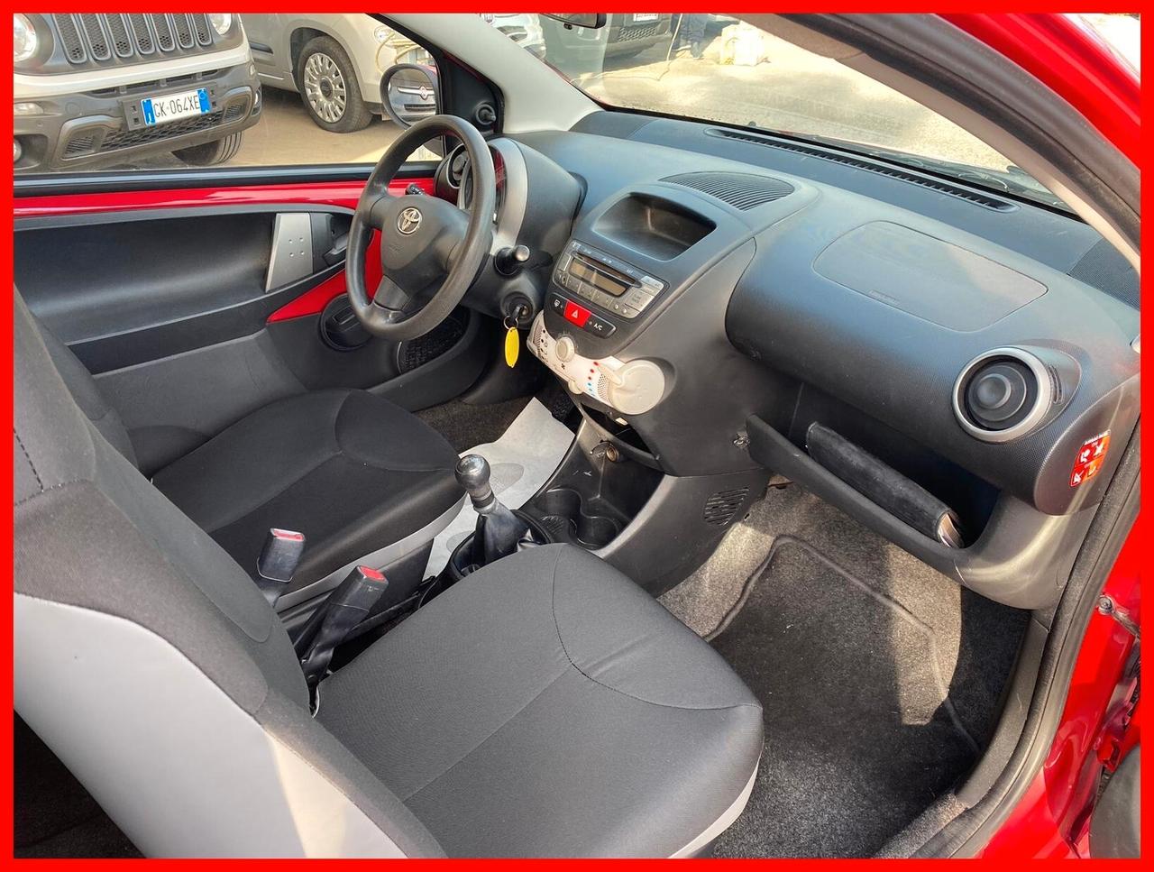 Toyota Aygo 1.0 12V VVT-i 3 porte Lounge Connect