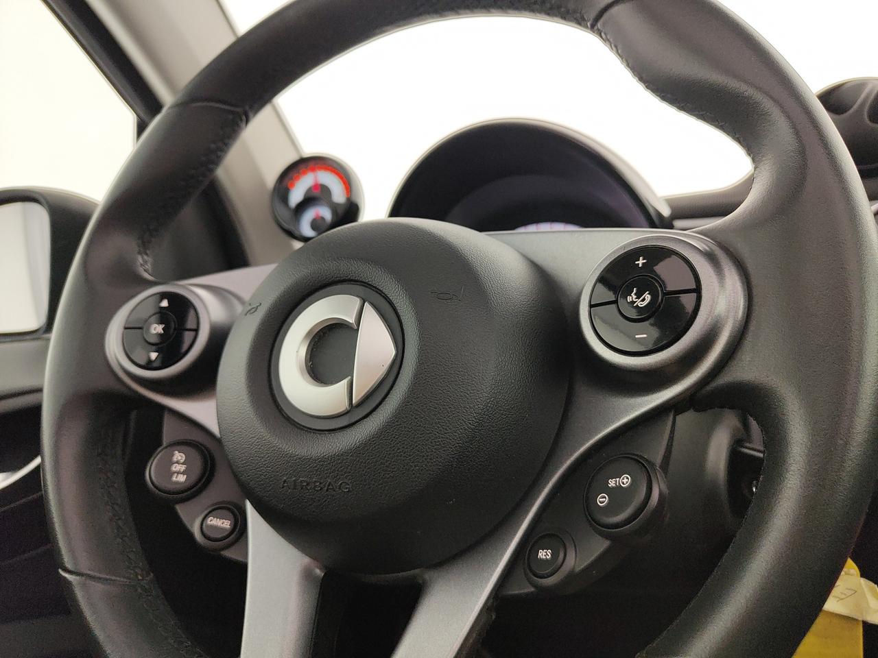 SMART Fortwo Cabrio eq Passion 4,6kW