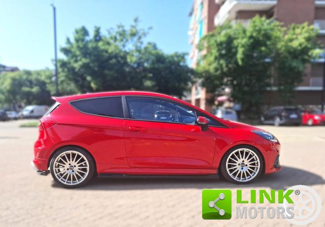 FORD Fiesta 1.5 Ecoboost 200 CV 3 porte ST