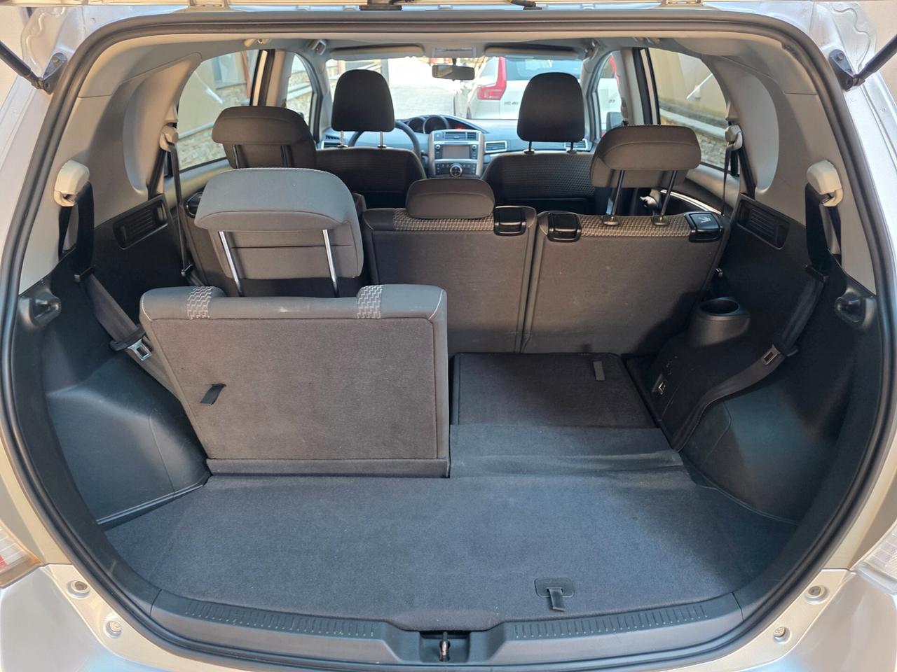 Toyota Verso 1.6 D-4D Style 7 posti