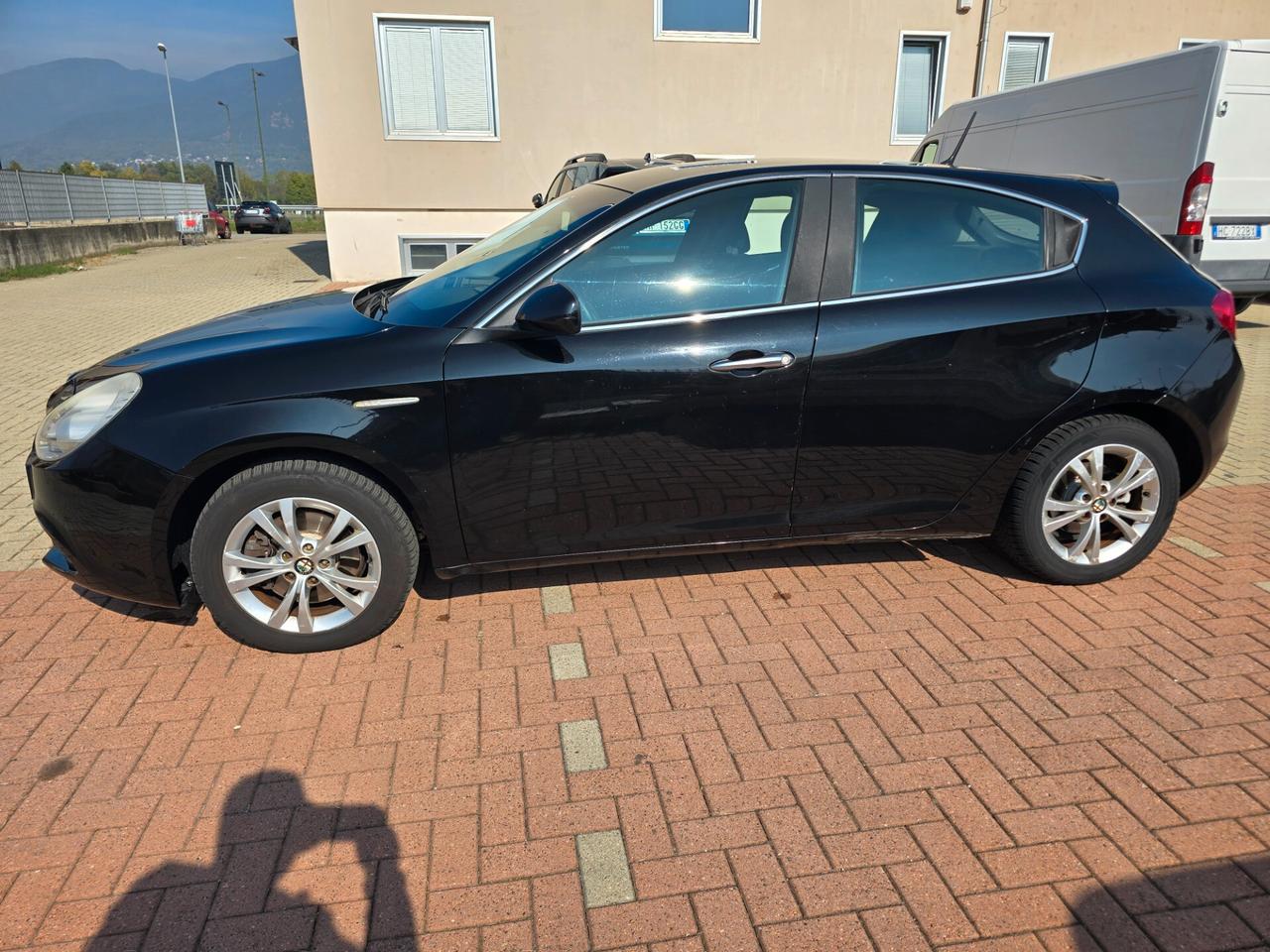 Alfa Romeo Giulietta 2.0 JTDm-2 140 CV Distinctive