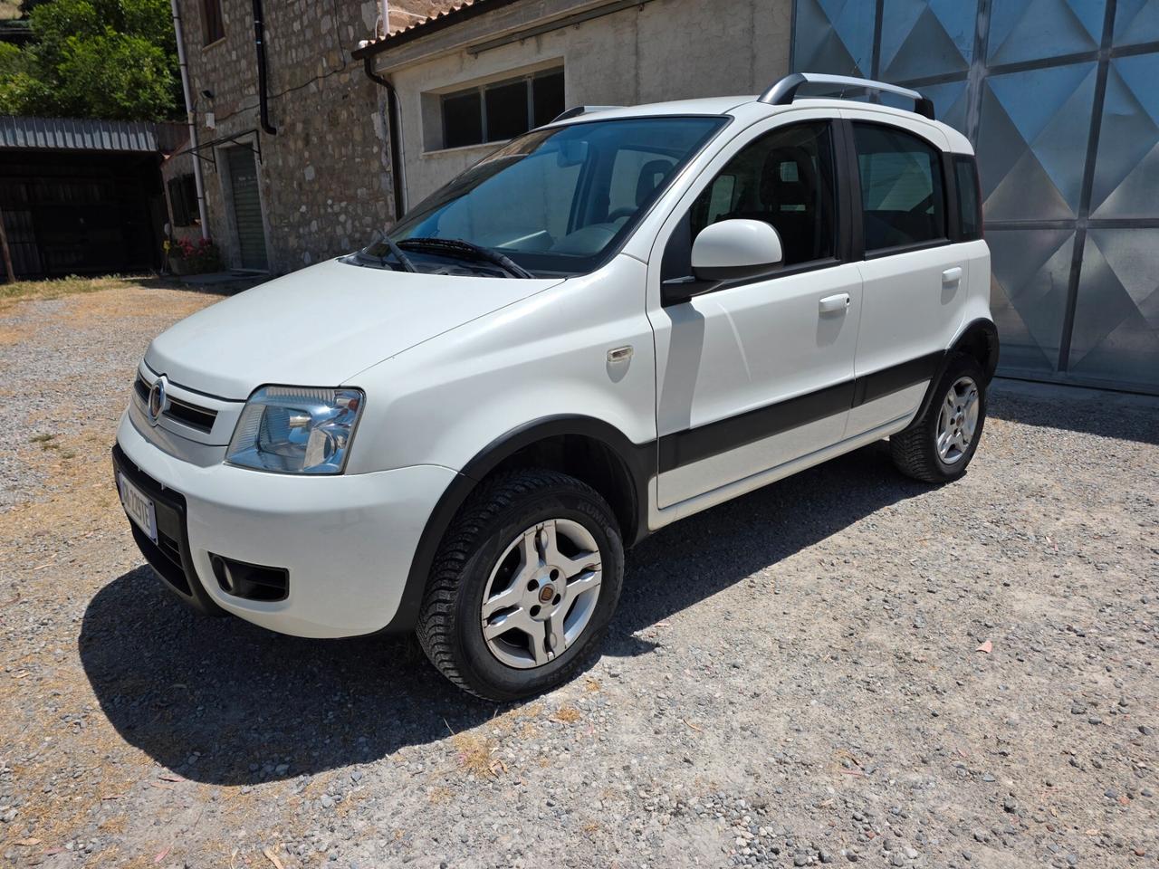 Fiat Panda 1.3 MJT 16V DPF 4x4 Climbing
