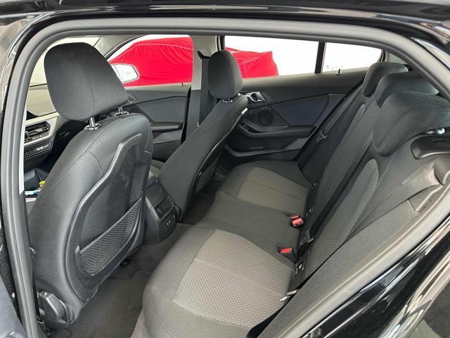 BMW 116 d 5p. Business Advantage