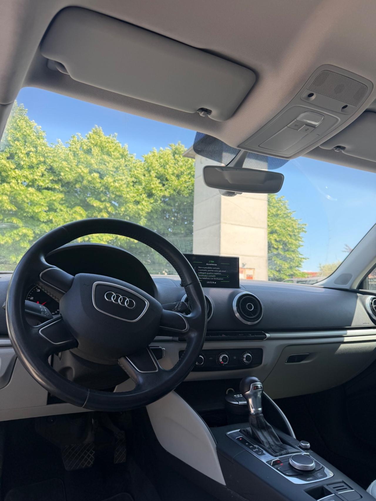 Audi A3 1.6 TDI clean diesel S tronic Ambition