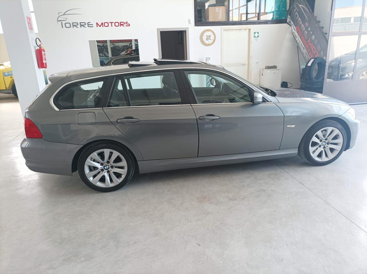 Bmw 318 318d 2.0 143CV cat Touring Attiva 06/2011