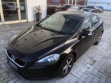 Volvo V40 D3