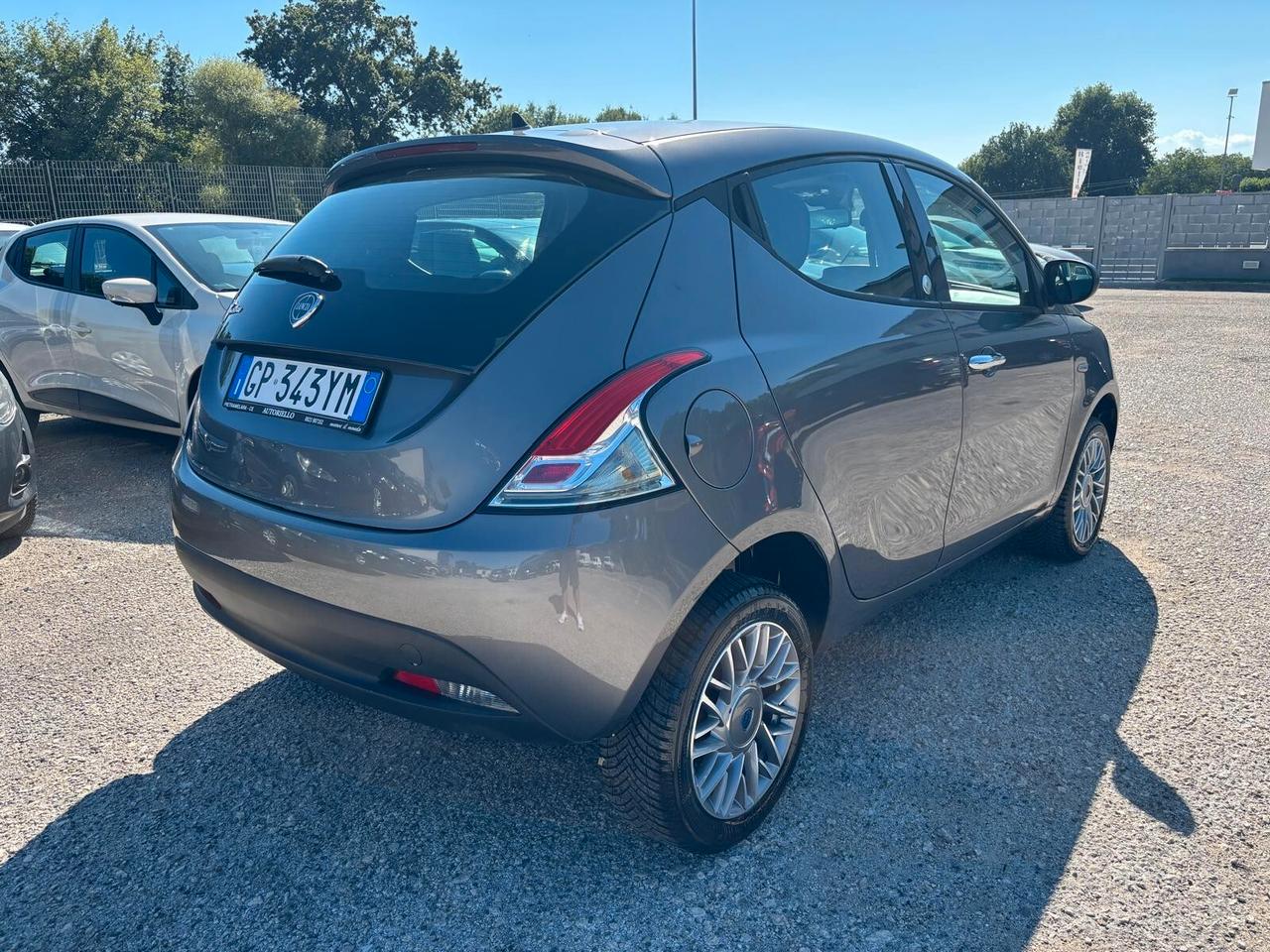 Lancia Ypsilon 900 TwinAir NaturalPower - 2013