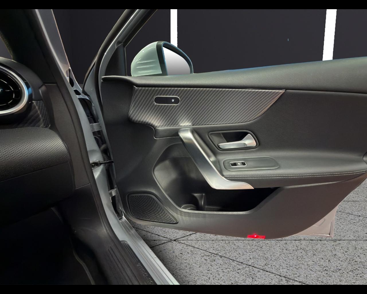 Mercedes-Benz A 180D Automatic Advanced