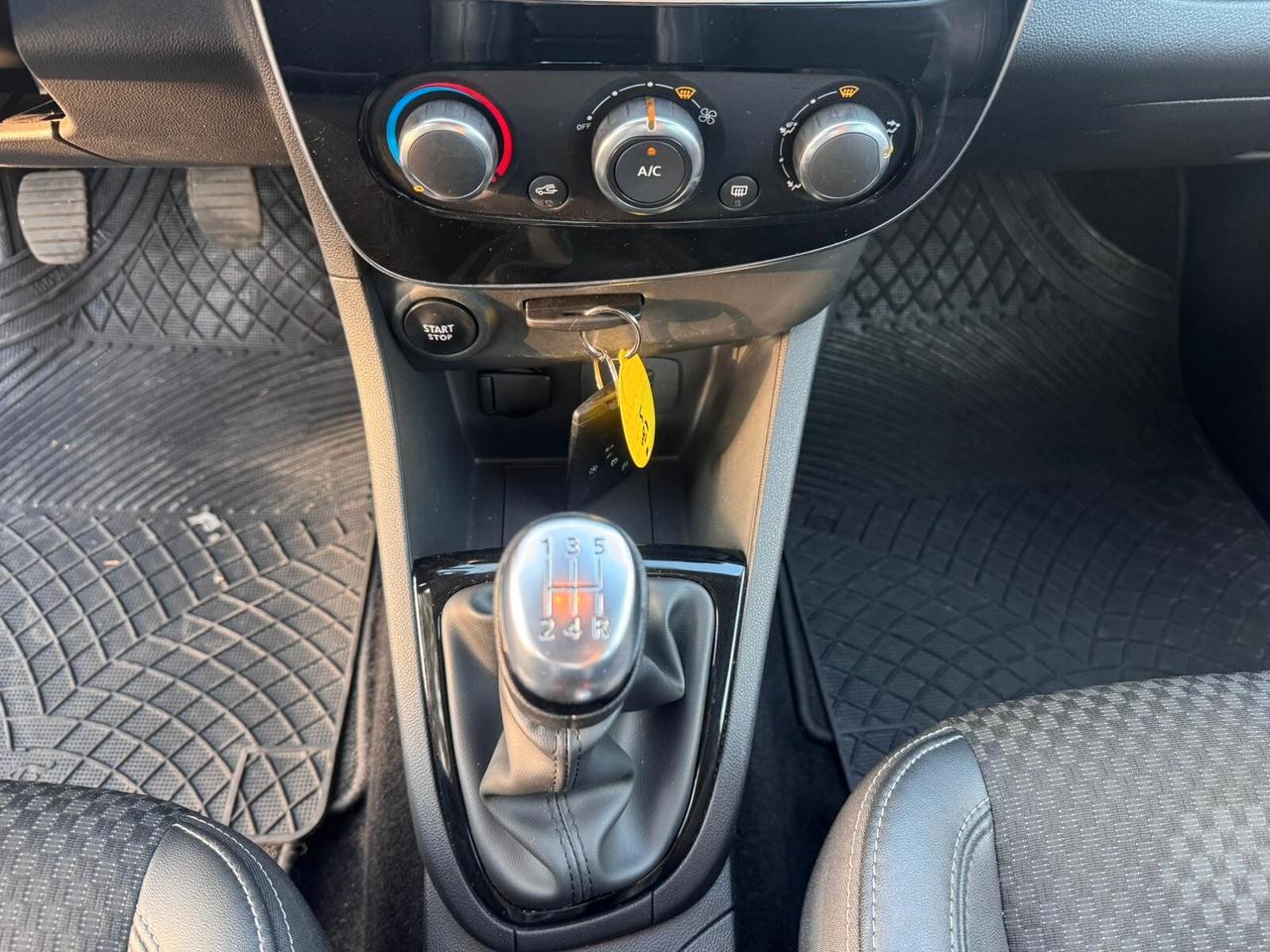 Renault Clio dCi 8V 90 CV Start&Stop 5 porte Energy Duel