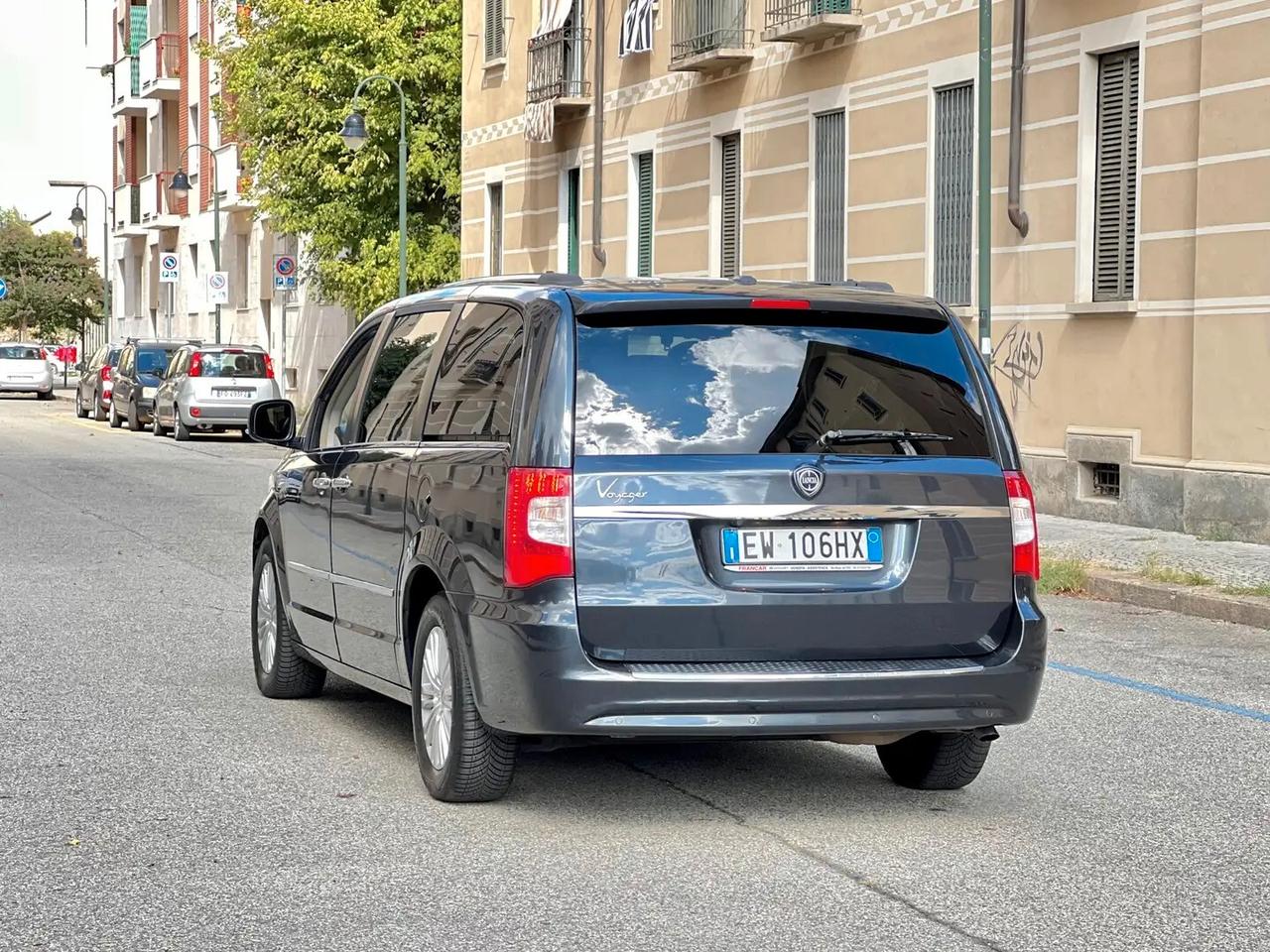 Lancia Voyager 2.8 Turbodiesel Platinum 177 CV