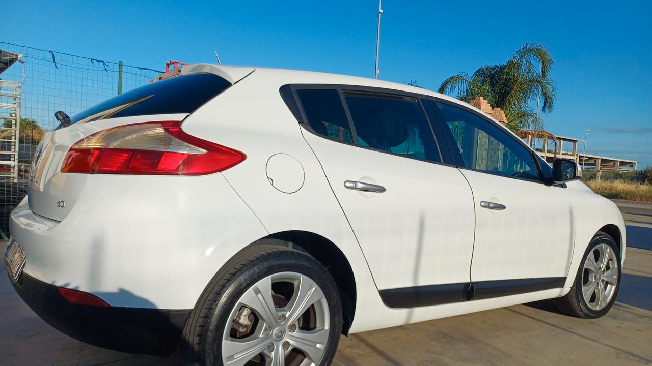 Renault Megane Mégane 1.5 dCi 110CV Dynamique