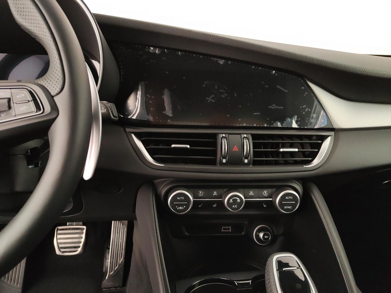 Alfa Romeo Giulia 2.2 Turbodiesel 210 CV AT8 AWD Q4 Veloce