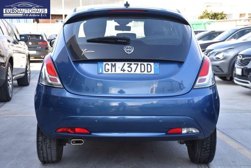 Lancia Ypsilon Ypsilon 1.0 firefly hybrid Gold s&s 70cv