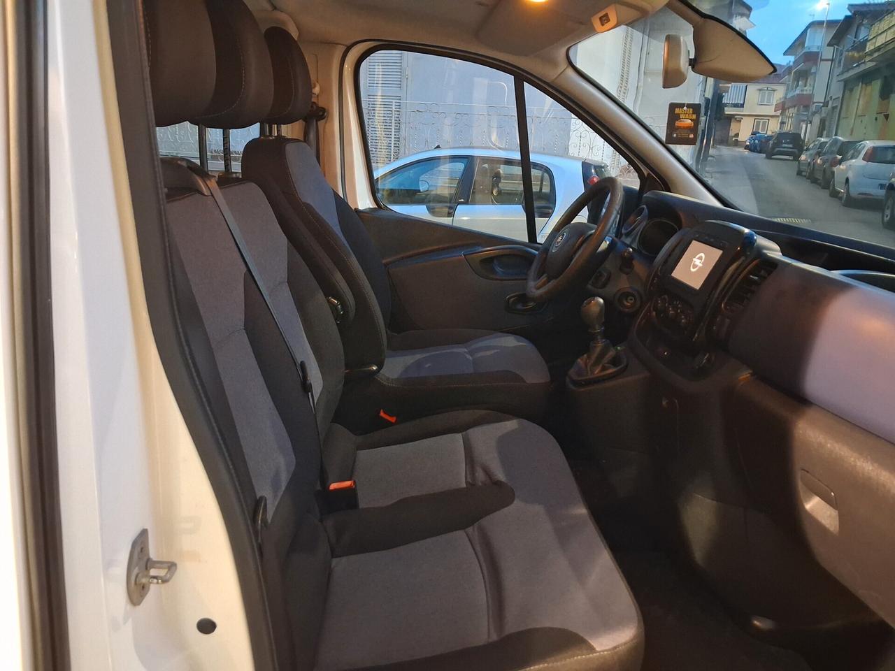 Opel Vivaro 29 1.6 CDTI 120CV 9 posti 2019 Gancio
