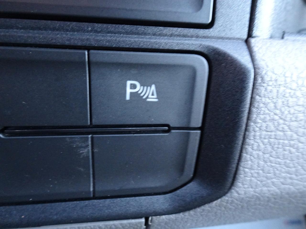 Volkswagen Crafter 35 2.0 TDI 140CV PM-TM Furgone Business