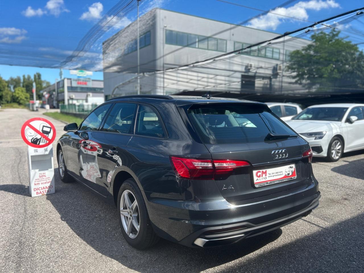 Audi A4 Avant 30 2.0 tdi mhev Business 136cv s-tronic