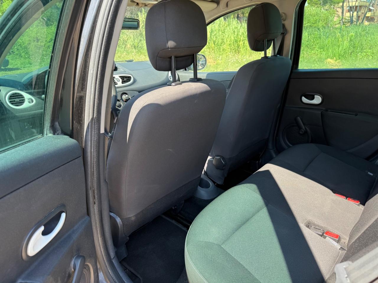 Renault Clio 1.5 dCi 75CV 5 porte NEOPATENTATI 2012