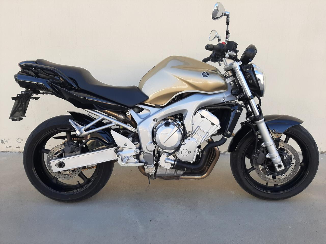 Yamaha FZ6 600