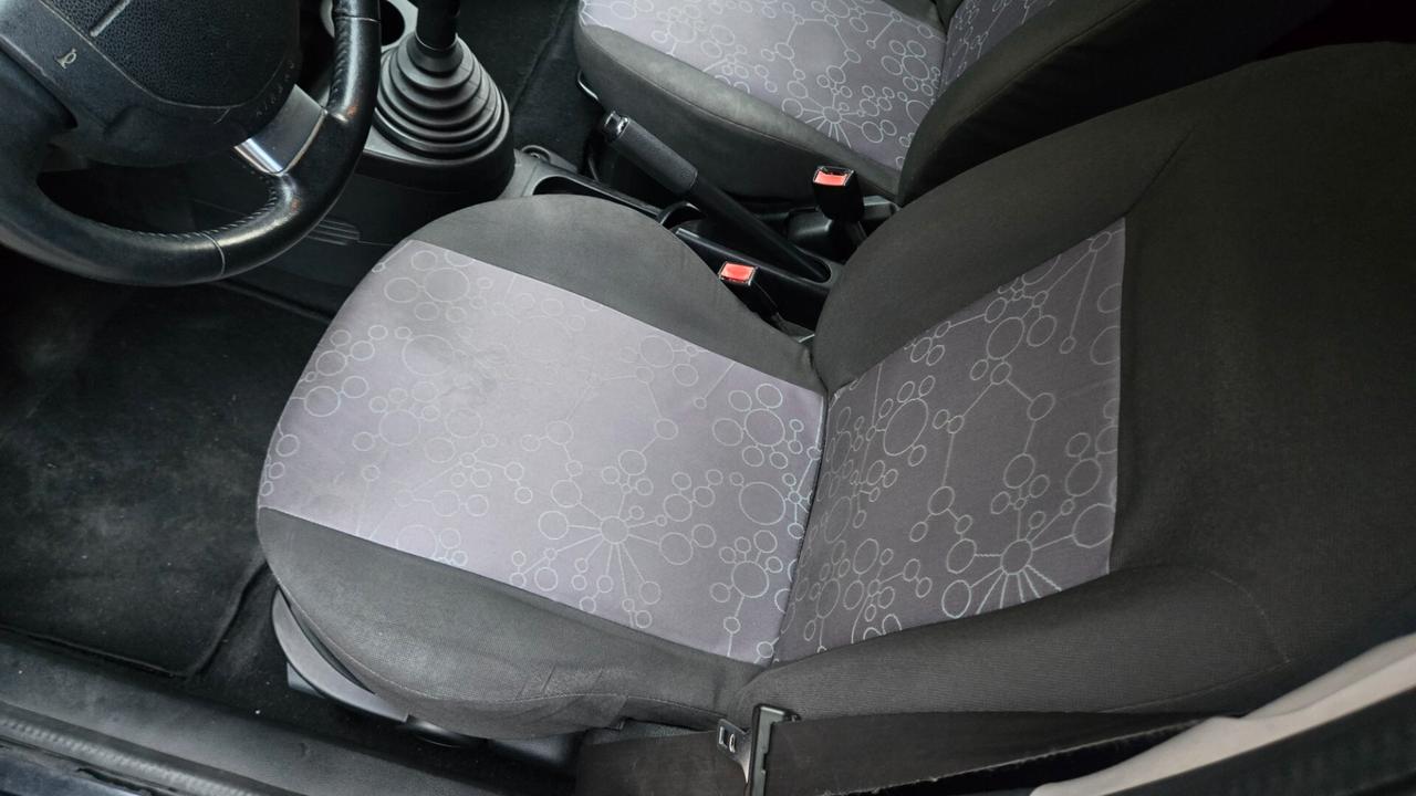 Ford Fiesta 1.4 TDCi 5p. Ghia