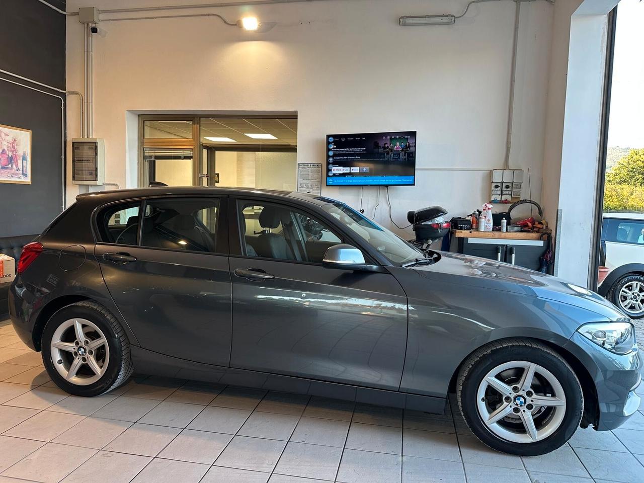 Bmw 118 118d 5p. Urban
