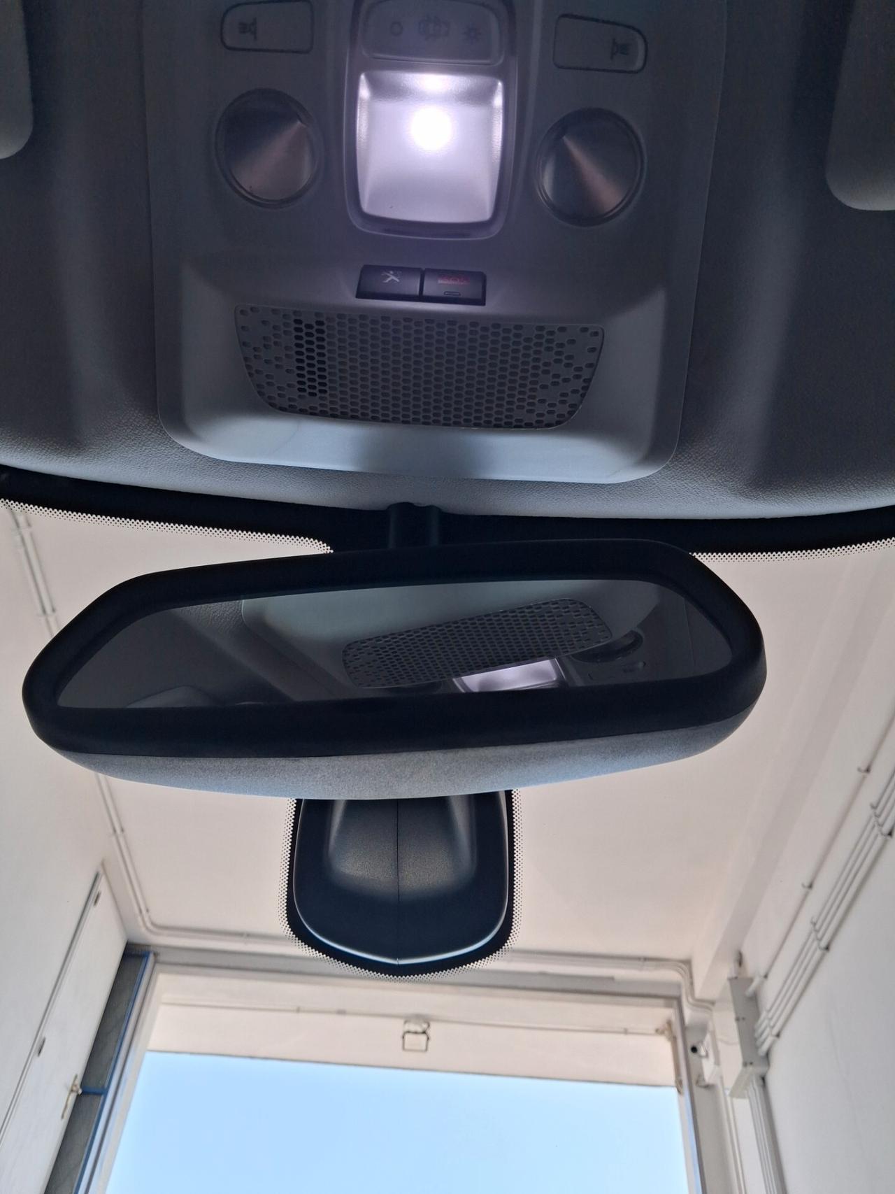 Peugeot 2008 BlueHDi 100 Allure