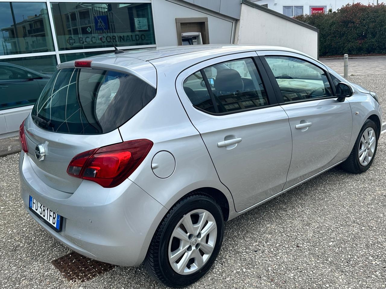Opel Corsa 1.4 90CV GPL Tech 5 porte n-Joy