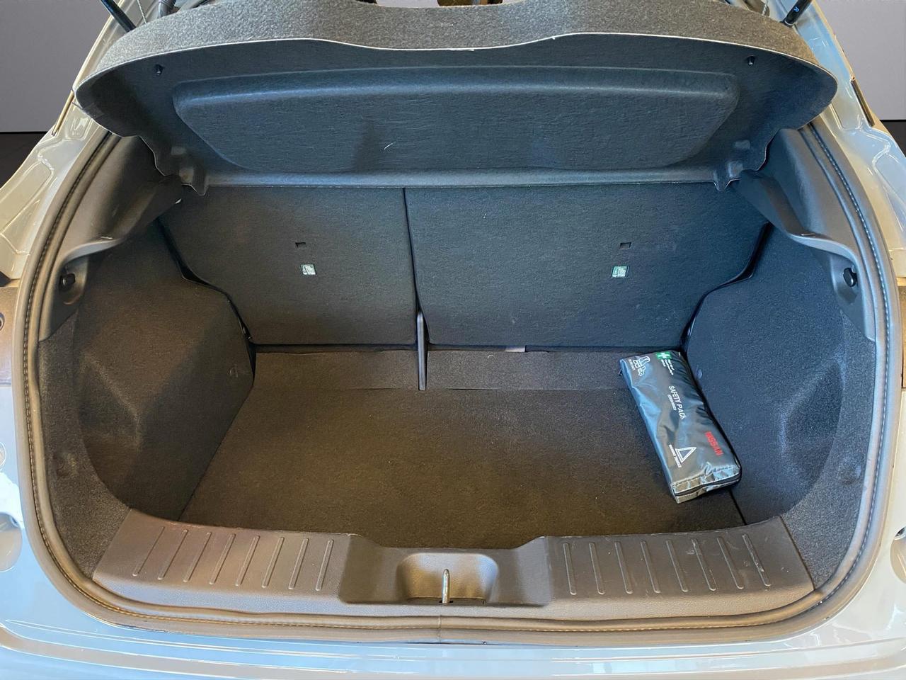 Nissan Juke 1.0 dig-t N-Connecta 114cv dct