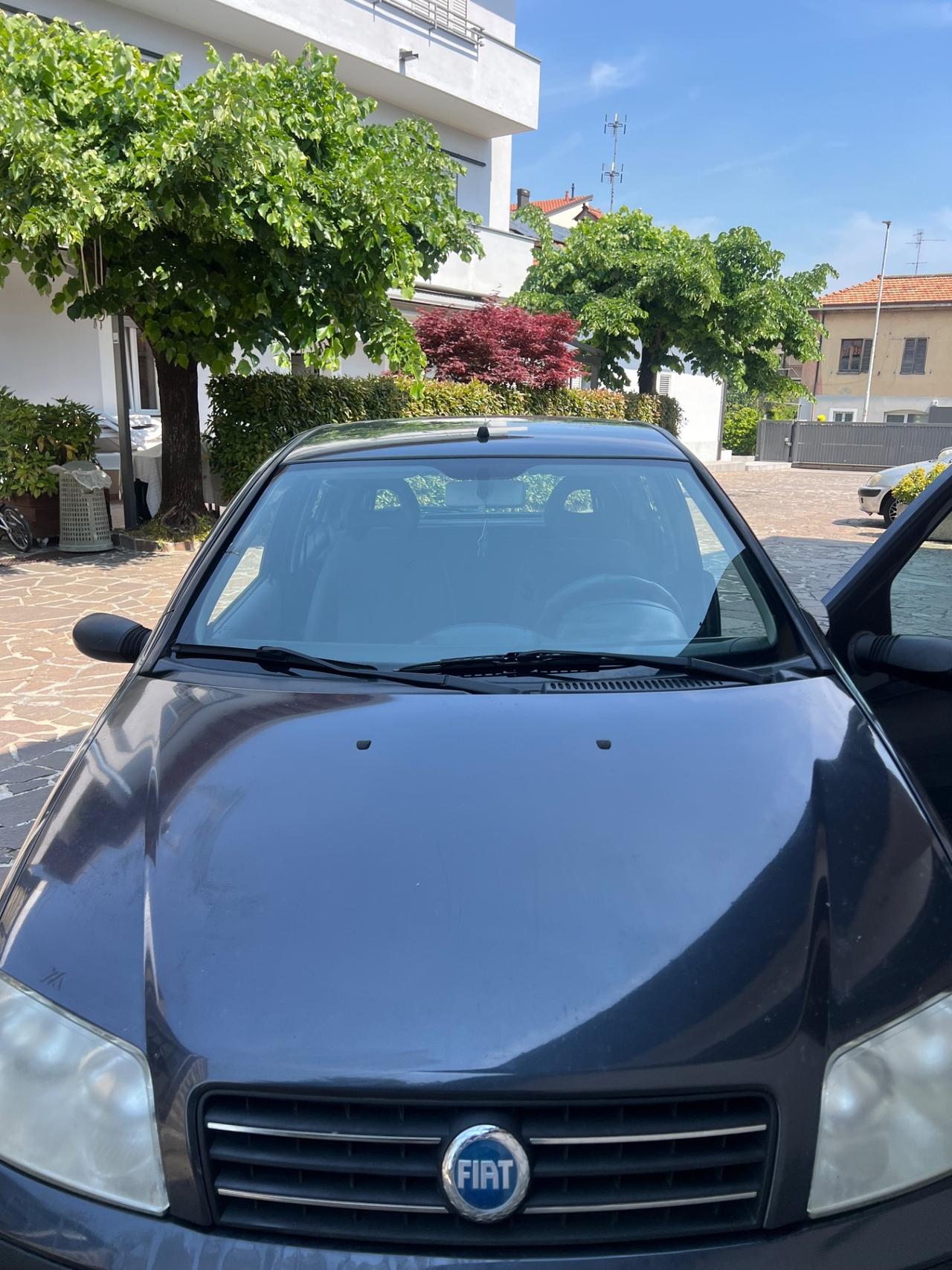 Fiat Punto 1.2i cat 5 porte ELX