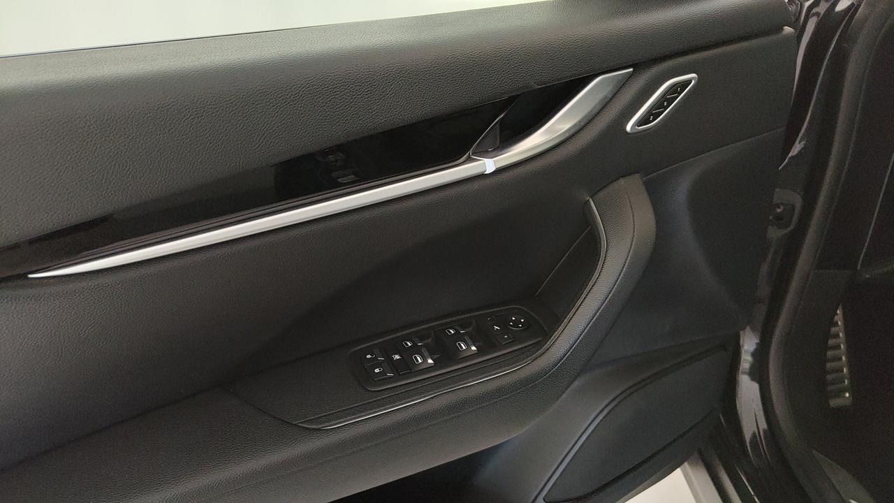 MASERATI Levante 3.0 V6 Gransport 250cv auto my20
