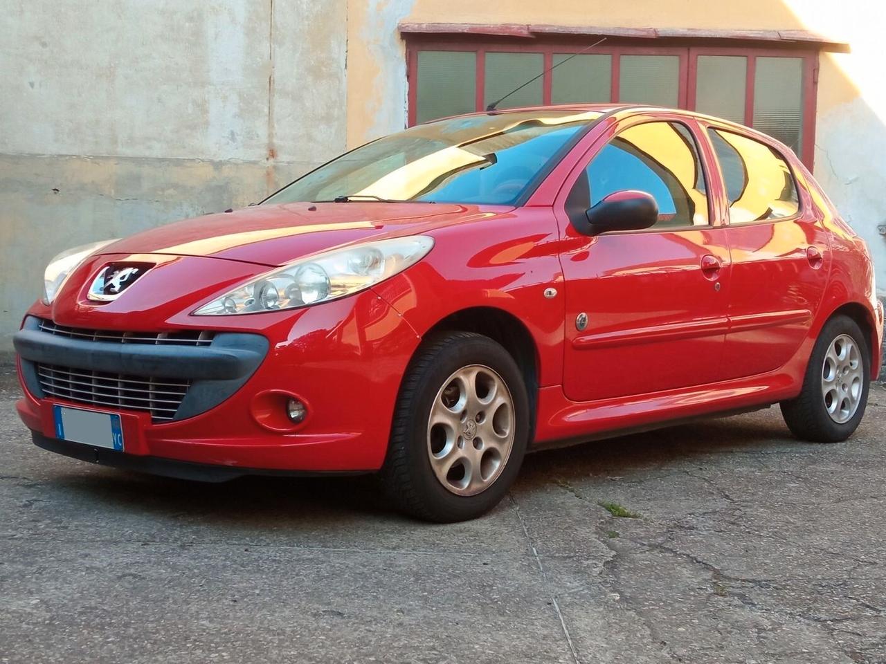 Peugeot 206 PLUS 5P 1.1 GENERATION ECO-GPL