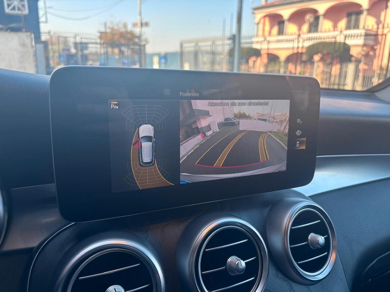 MERCEDES-BENZ GLC 220D 4MATIC PREMIUM NAVI-LED