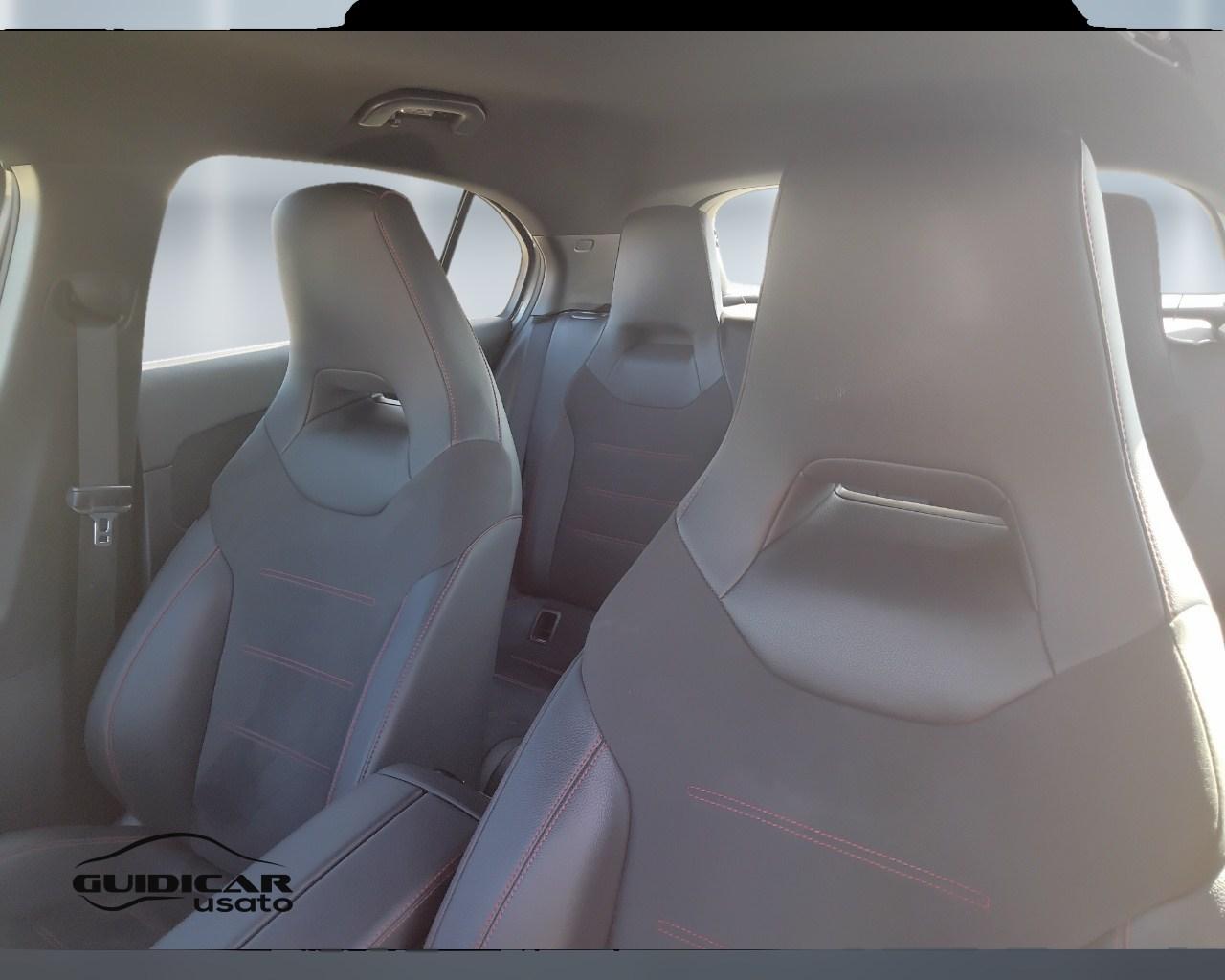 Mercedes-Benz Classe A - W177 2018 - A 200 d Premium auto