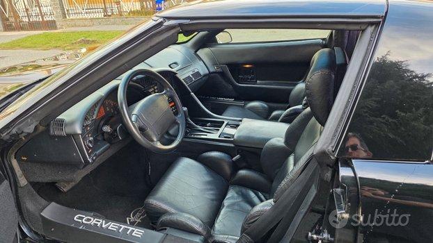 Chevrolet Corvette LT1