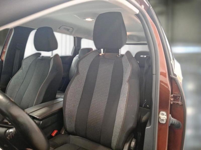 PEUGEOT 5008 BLUEHDI 130 ACTIVE BUSINESS EAT8 S/S AUT SUV