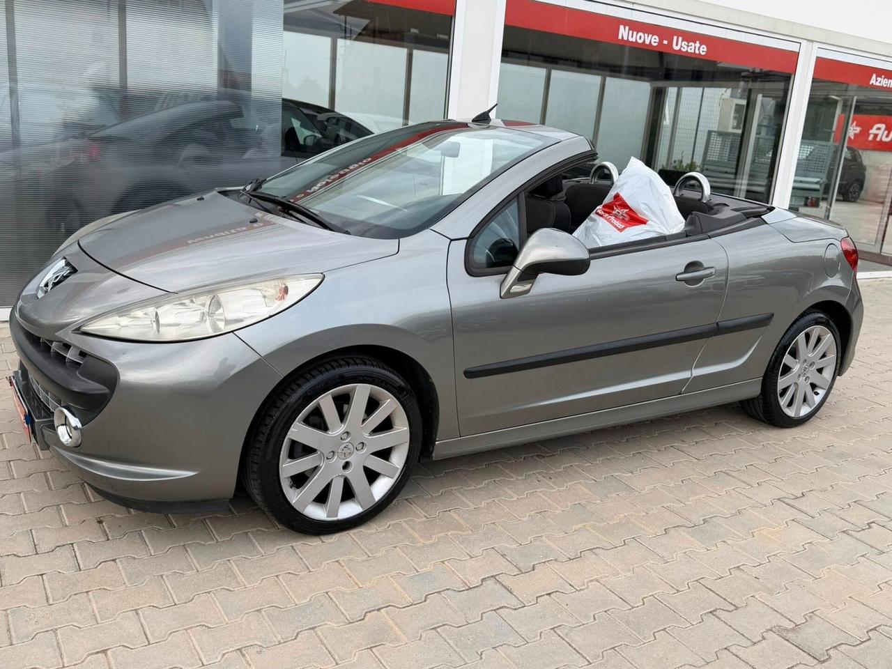 Peugeot 207 1.6 HDi 110CV 3p.CABRIO Féline OK NEOPATENTATI