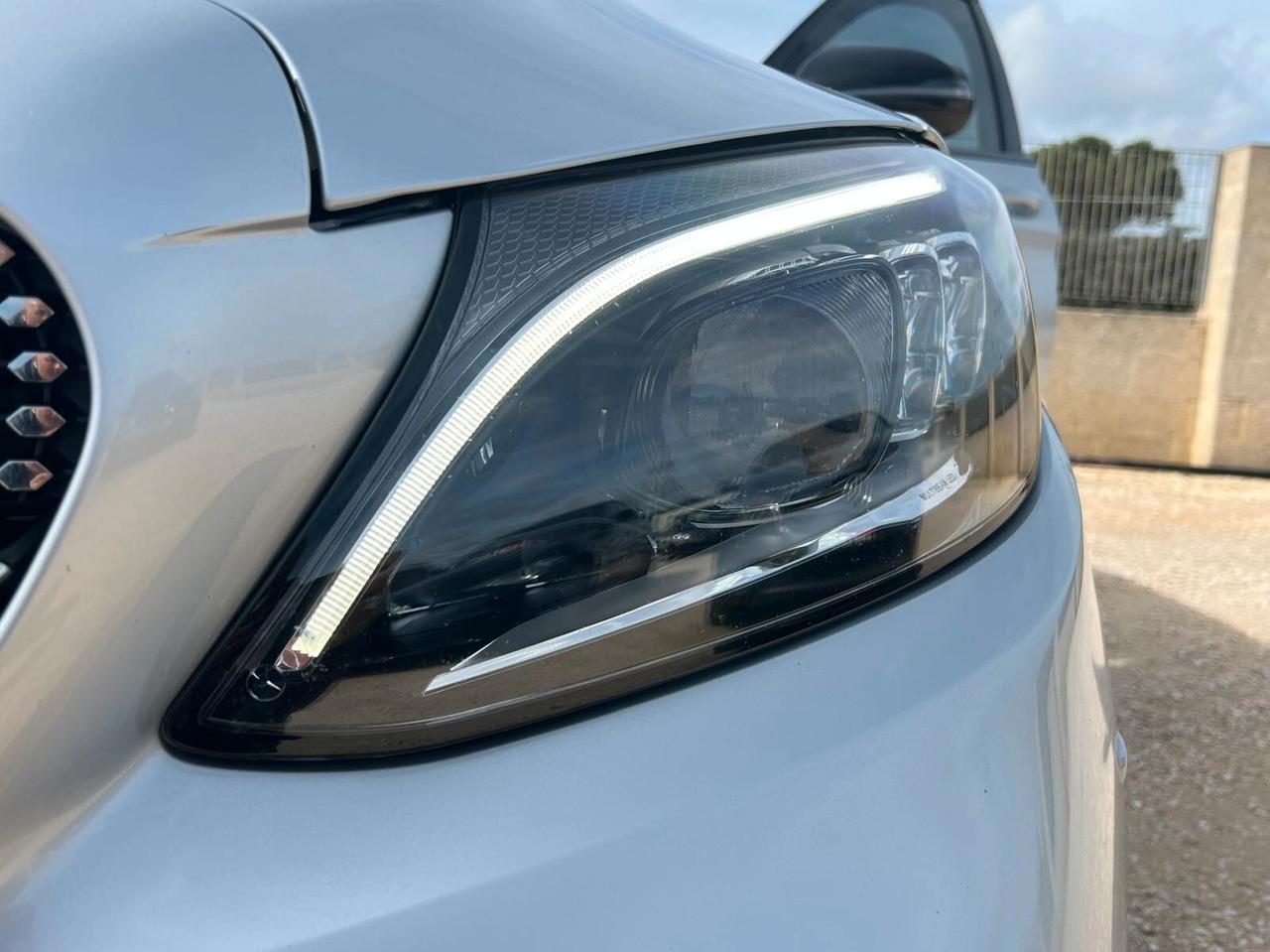 Mercedes C 220 d Premium Tetto Luci Ambient