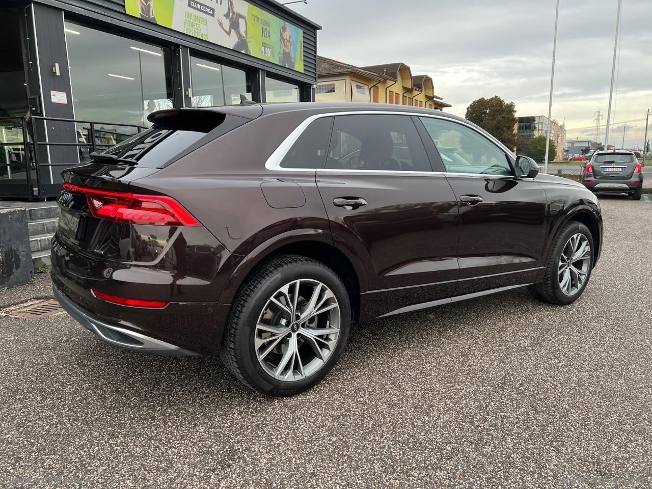 AUDI Q8 45 TDI quattro tiptronic