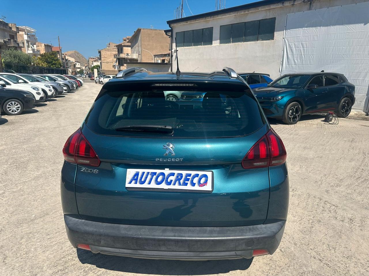 Peugeot 2008 BlueHDi 100 S&S Allure
