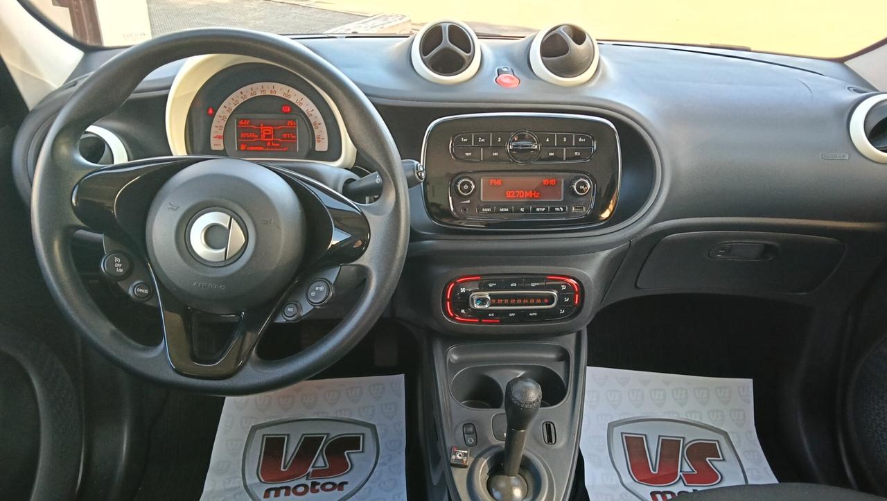 SMART FORFOUR AUTO -PREZZO PROMO!