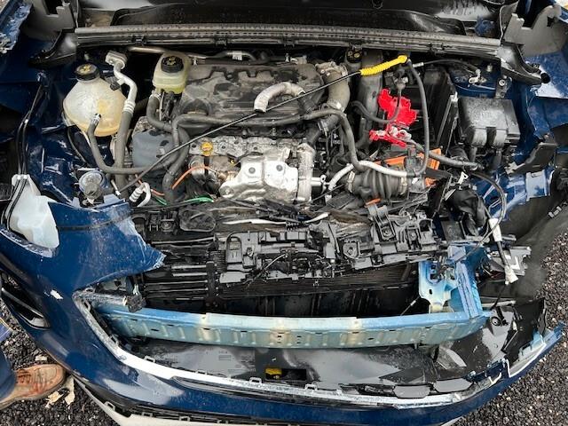 Ford Puma incidentata sinistrata 2022 Titanium X