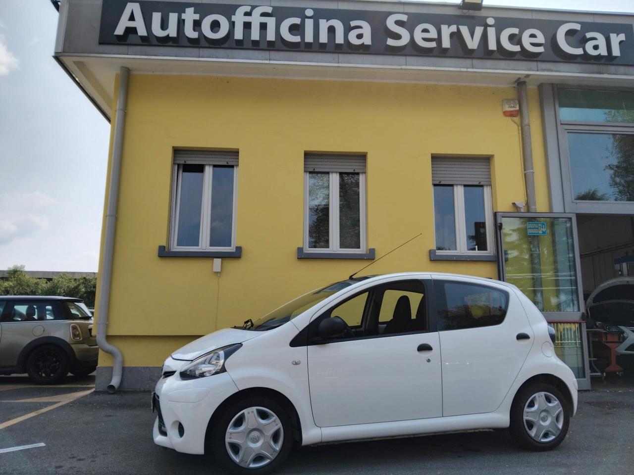 Toyota Aygo 1.0 12V VVT-i 5 porte Active Connect